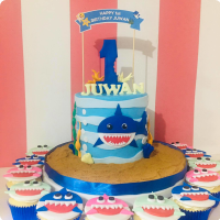 Juwan Baby Shark Custom Cake