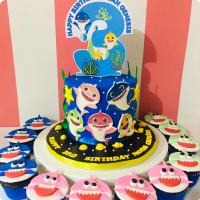 Noah Baby Shark Custom Cake