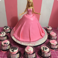 Barbie doll Barbie Custom Cake