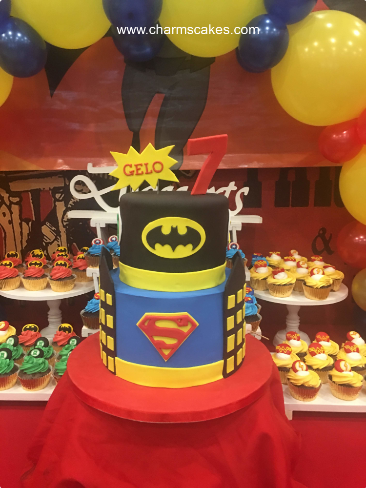 Gelo Batman Custom Cake