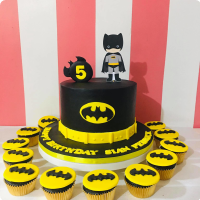 Sian Batman Custom Cake