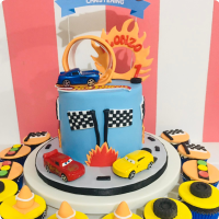 HW ALONZO Car Race Custom Cake