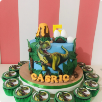 Vulcan Dinosaurs Custom Cake