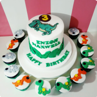 Enzoh Dinosaurs Custom Cake