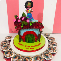 Ayraa's Encanto Custom Cake