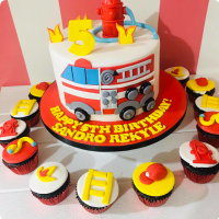 Sandro's Fire Truck Fireman Custom Cake