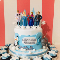 Mharri Frozen Custom Cake