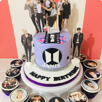 Jan's BTS Kpop Custom Cake