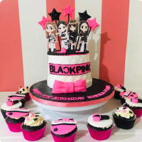 Kheila Kpop Custom Cake