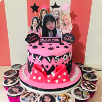 Allison's Kpop Custom Cake