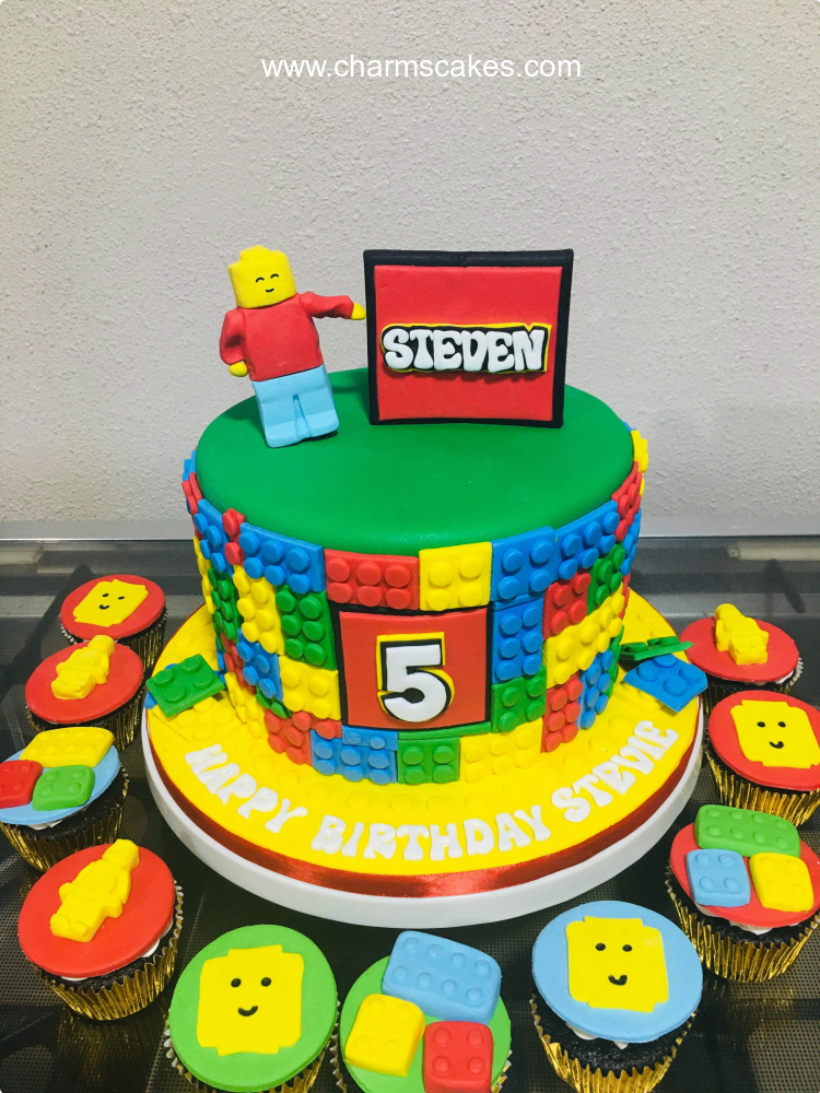 Lego Cake - Chris' Kitchen