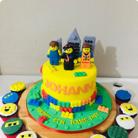 Roblox lego cake