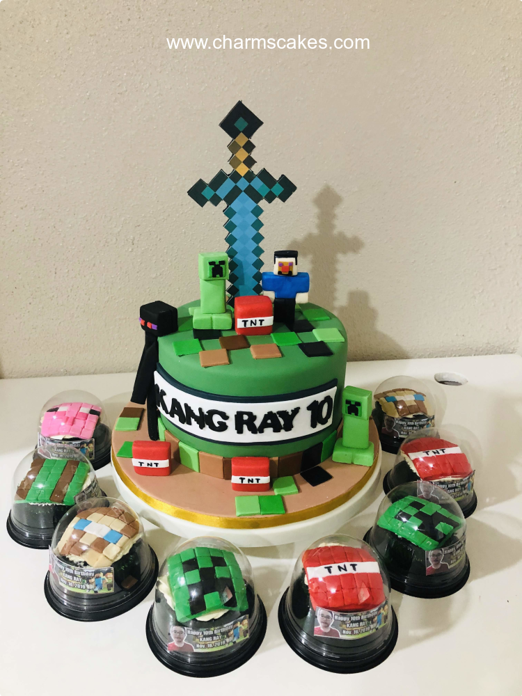 Kang Ray Minecraft Custom Cake