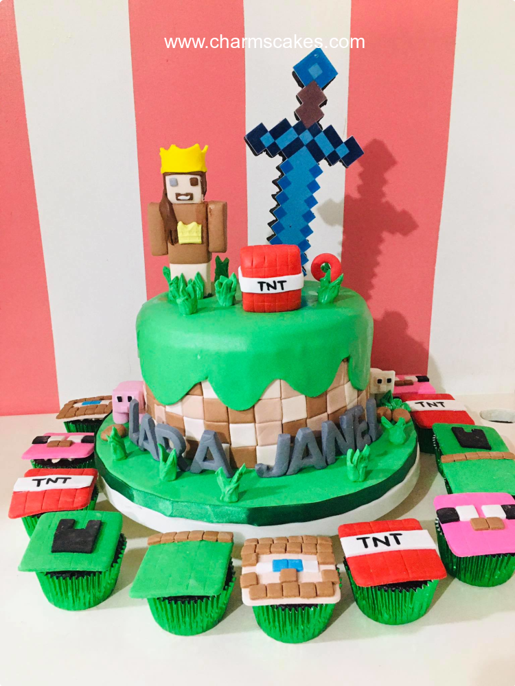 Lara Minecraft Custom Cake