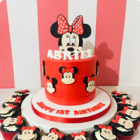 Abriea Minnie Mouse Custom Cake