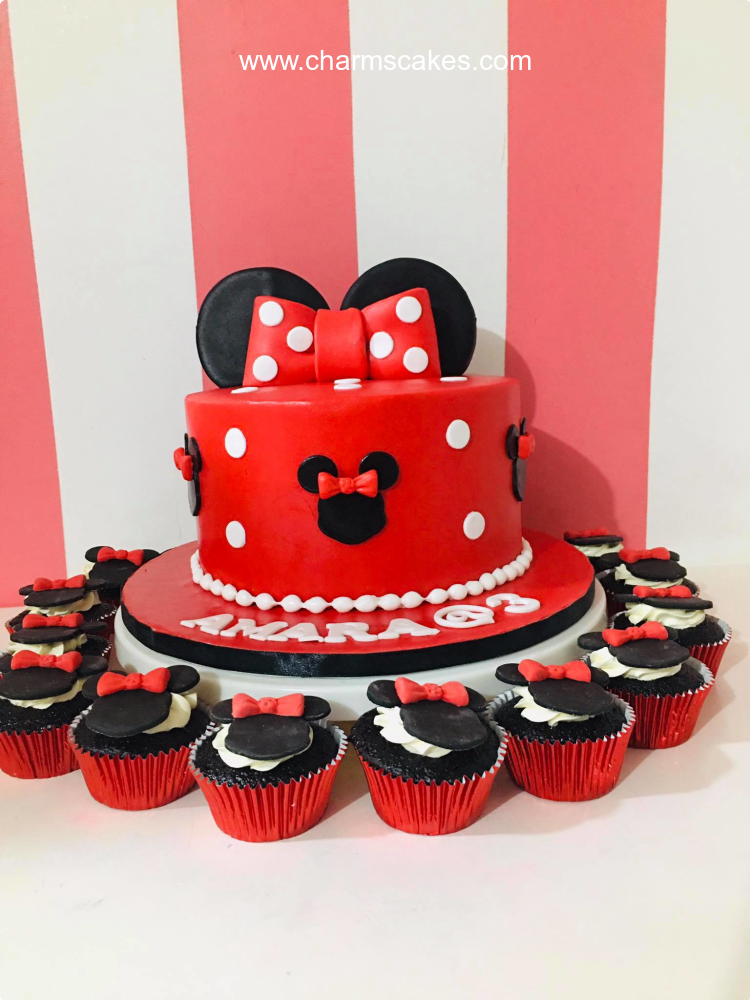 Amara Minnie Mouse Custom Cake