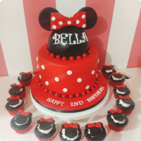 Minnie Bella Minnie Mouse Custom Cake