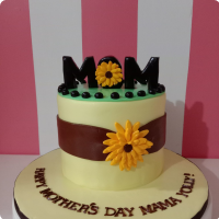 Mama Yolly For Mothers Custom Cake