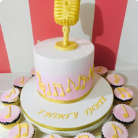 The Singer Music Custom Cake