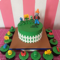 Plants VS Zombies Featured Custom Cake