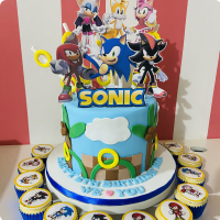 Sonic Featured Custom Cake