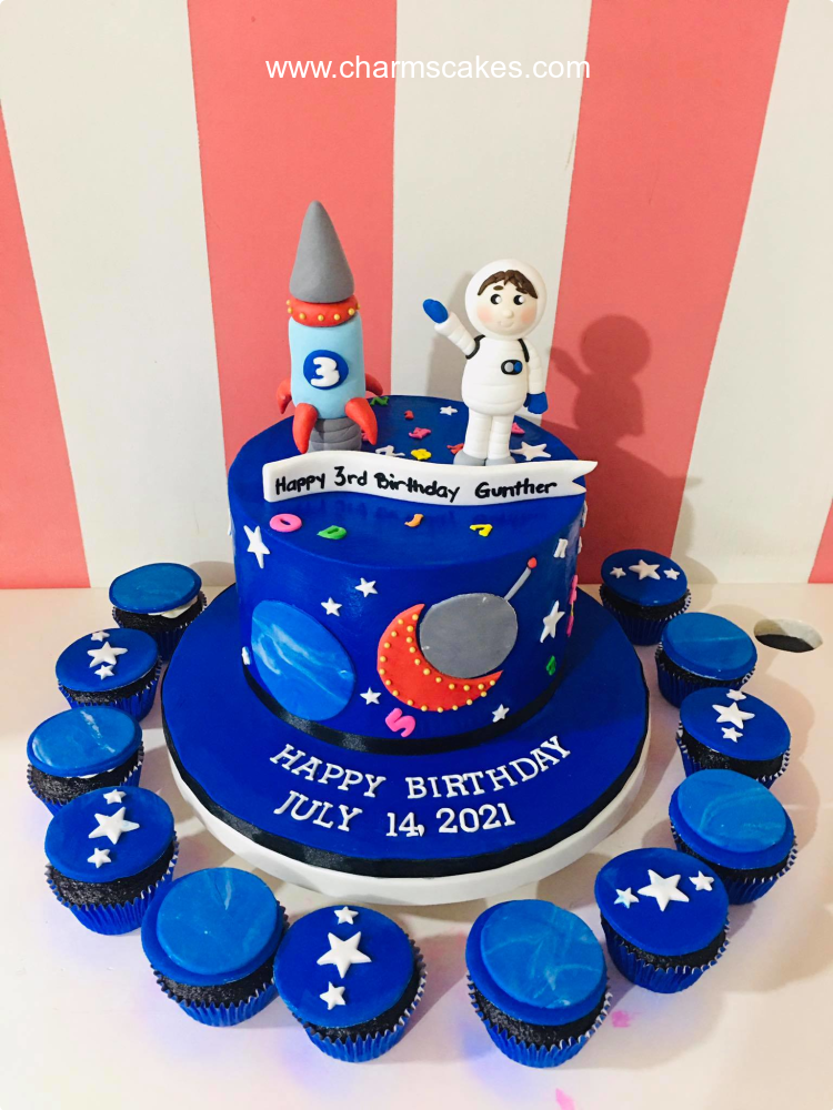 Gunther Outer Space Custom Cake