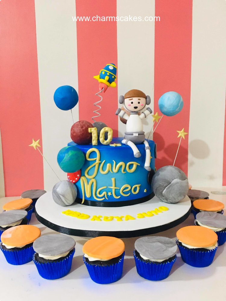 Juno Outer Space Custom Cake