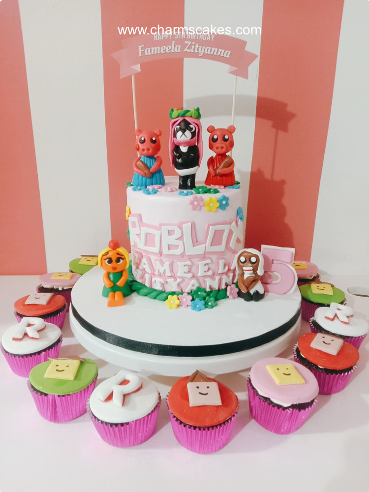 Fameela Roblox Custom Cake