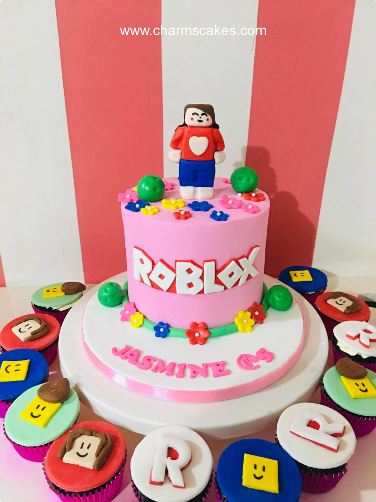 Jasmine's Roblox Custom Cake