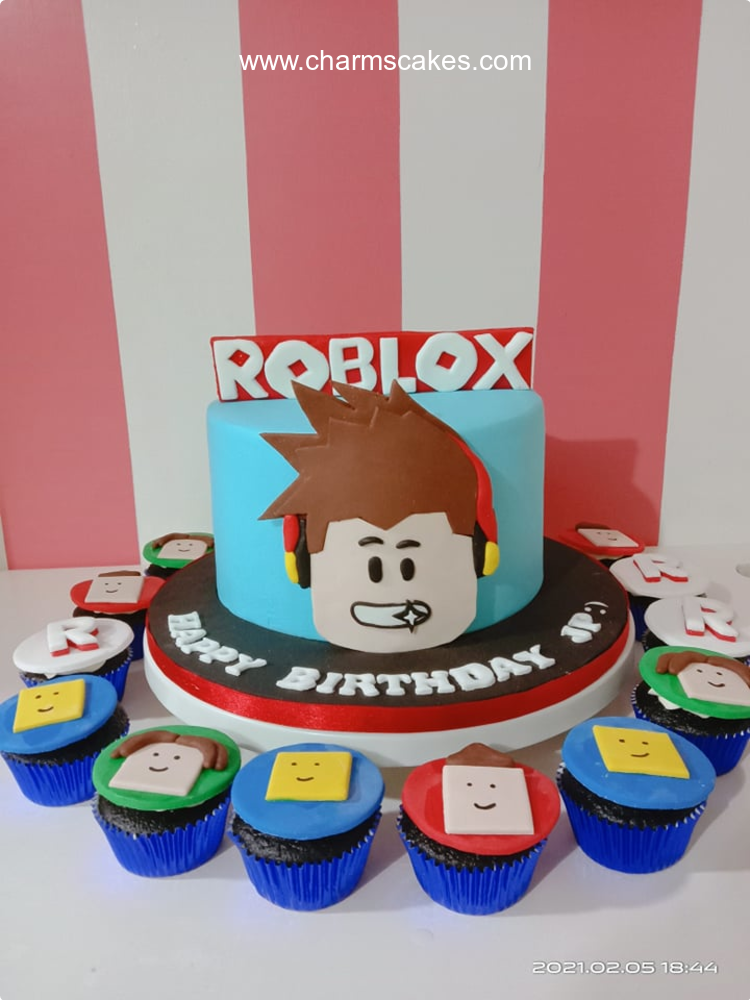 X2 - JP Roblox Custom Cake