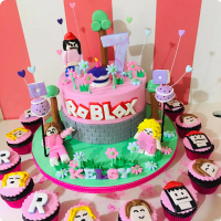 Kelsy Roblox Custom Cake