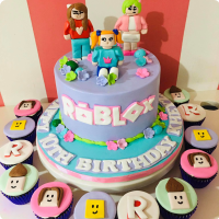 Roblox Birthday Cake 2EB  Roblox birthday cake, Roblox cake, Roblox