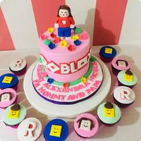 Nicole's Roblox Custom Cake