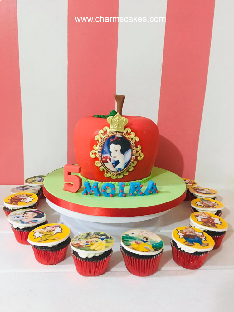 The Apple snow white Custom Cake