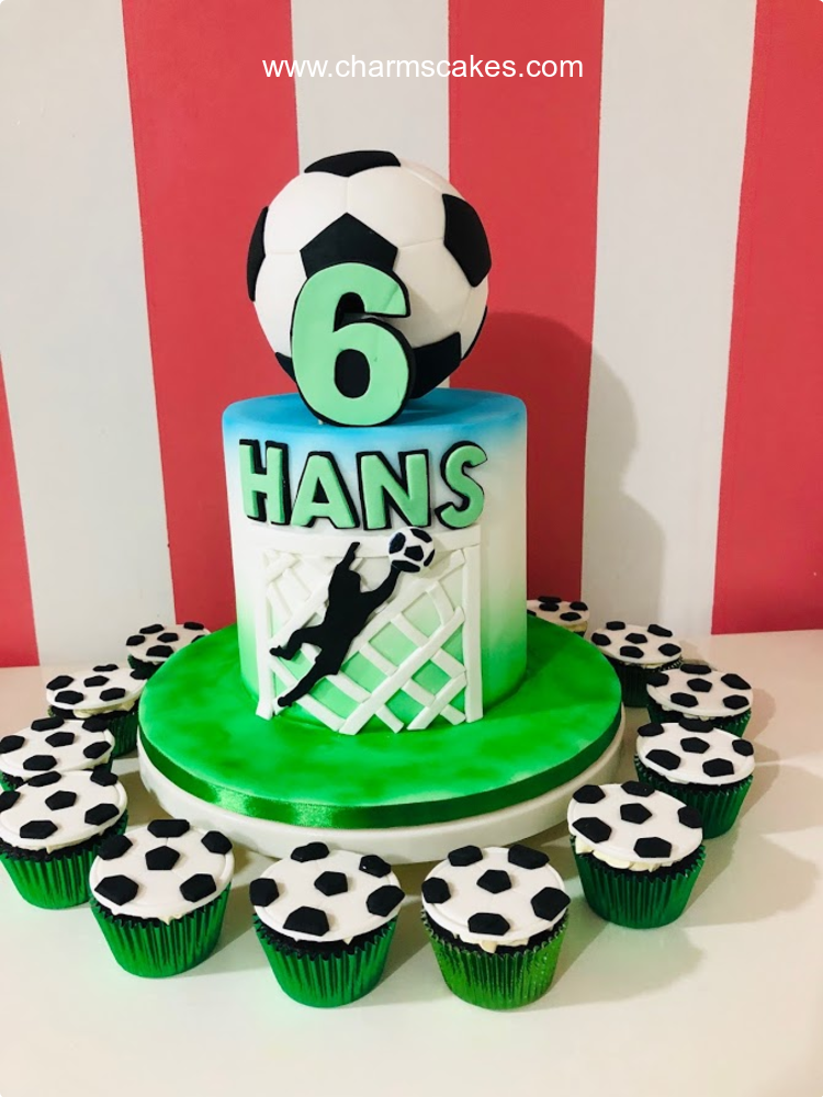 DIY soccer cake. Full party prep on my channel #cakedecorating - YouTube