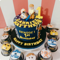 Gab Star Wars Custom Cake