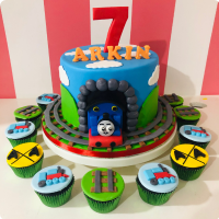 Thomas The Tank Engine Cake Decorations | Thomas And Friends Cupcakes