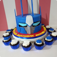 Skyler Transformers Custom Cake