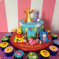 Winnie The Pooh Cakes