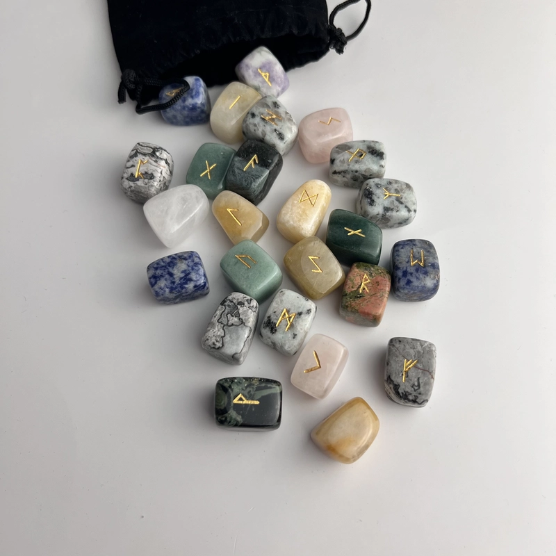 Скандинавські магічні руни - мікс мінералів