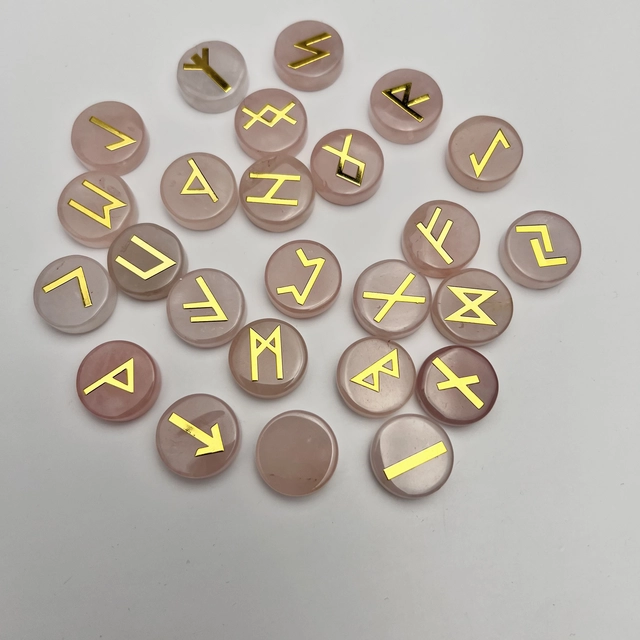 Скандинавські магічні руни - рожевий кварц, для практик на кохання та стосунки charmy com ua