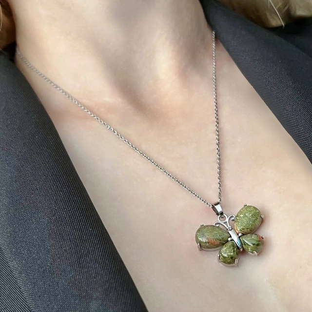 Кулон Метелик - унакіт