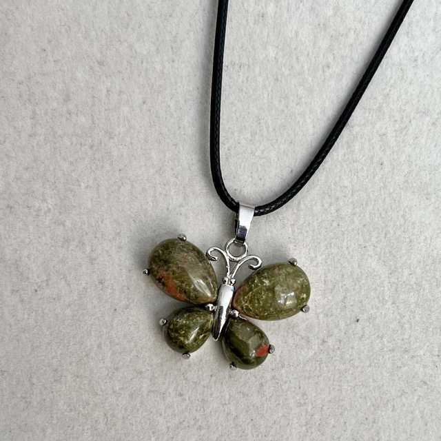 Кулон Метелик - унакіт