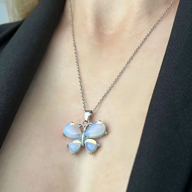 Кулон Метелик - опаліт