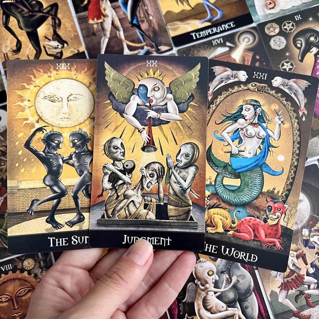 Таро Deviant Moon Tarot