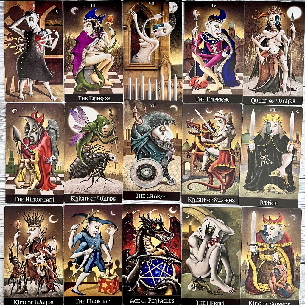 Таро Deviant Moon Tarot