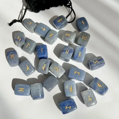 Скандинавські магічні руни - синій авантюрин