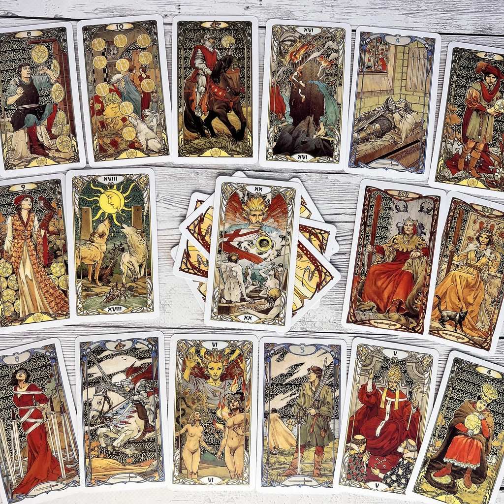 Карти Таро Golden Art Nouveau - портативний формат, елегантність модерну
