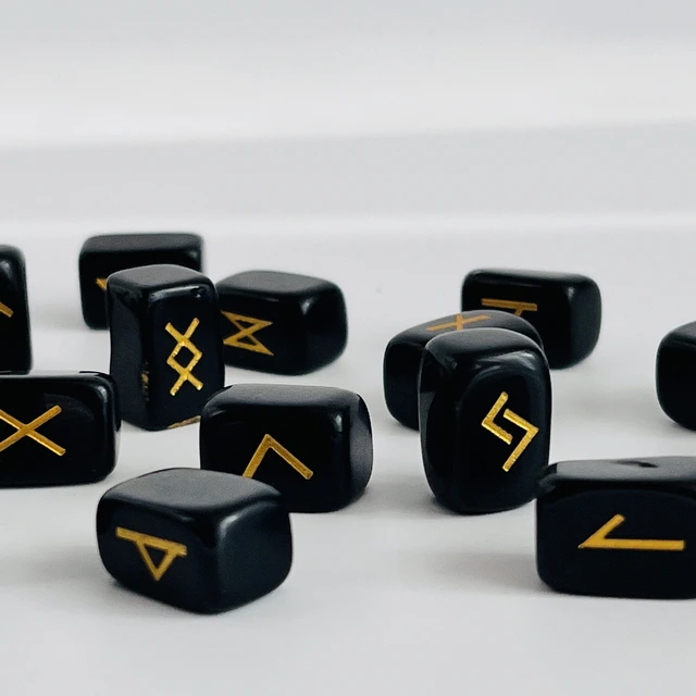 Магічні руни - обсидіан charmy com ua