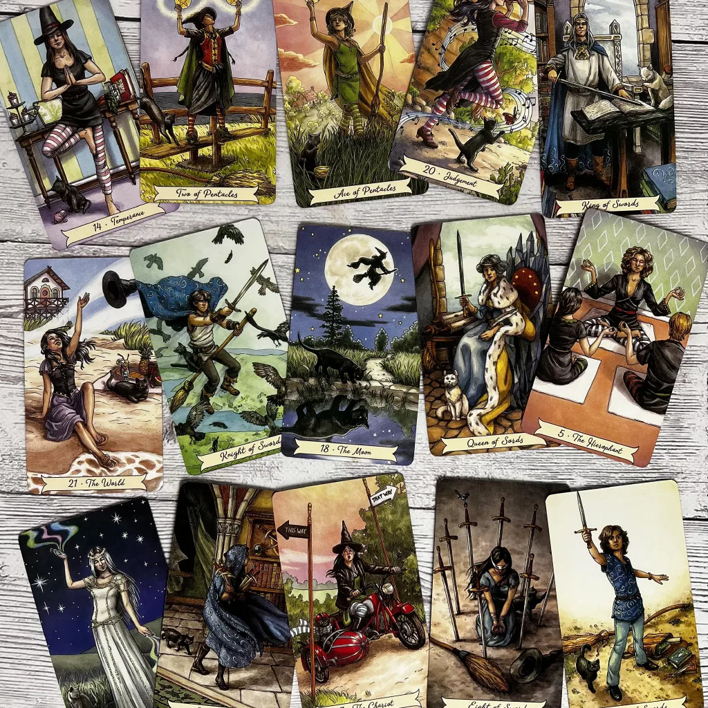 Карти Таро Everyday Witch Tarot